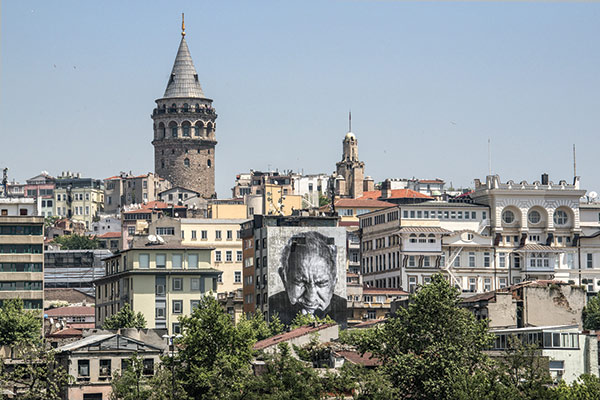 Wrinkles of the City Istanbul Perrotin